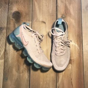 Women’s Nike Air VaporMax Flyknit 2